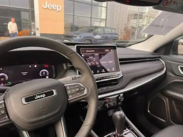 Jeep Compass 1.5 turbo t4 130 ch bvr7 e-hybrid — photo 14