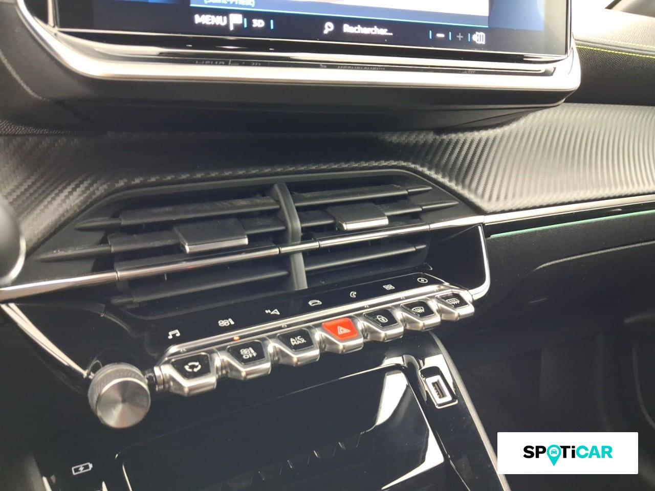 Peugeot 208 e-208 136ch gt — photo 15