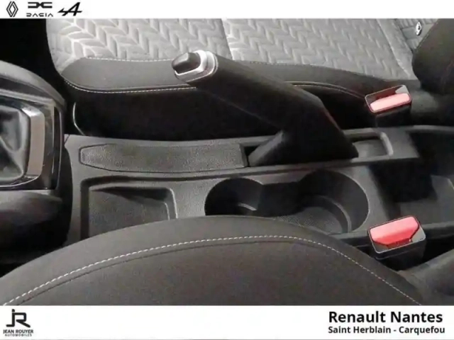 Renault Clio 1.0 tce 90ch evolution — photo 11