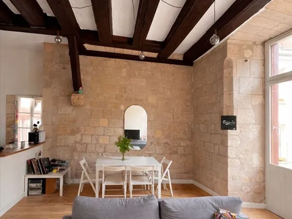 T3 refait neuf Hyper centre Magnifique Immeuble Ancien