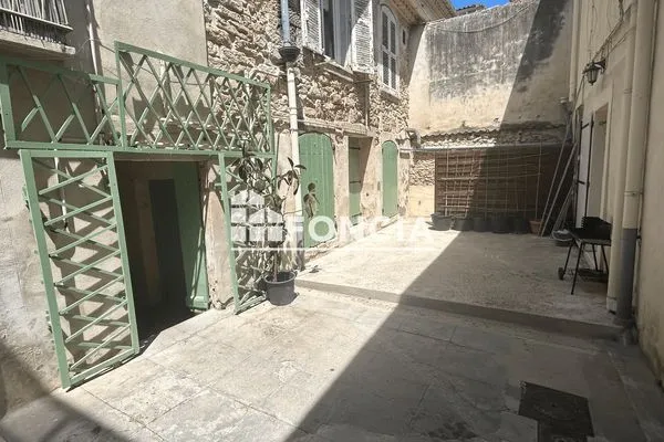 Immeuble de rapport 300 m²