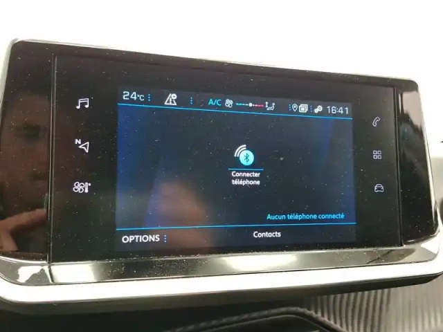 Peugeot 208 puretech 75 s&amp;s bvm5 — photo 24