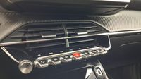 Peugeot 2008 1.2 PureTech 130ch S&S Roadtrip EAT8 — photo 15
