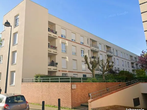 Loue appartement 2 pièces La Clef Saint Pierre