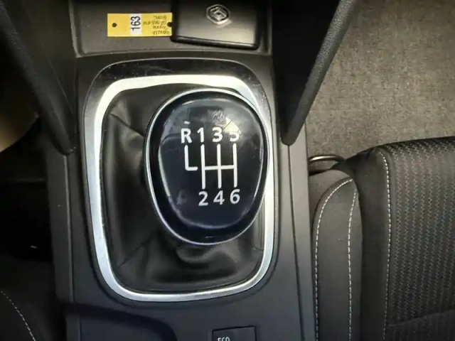 Renault Megane mégane iv berline blue dci 115 - 21n — photo 34