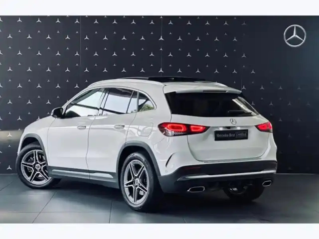 Mercedes Gla 220 d 4matic amg line — photo 27