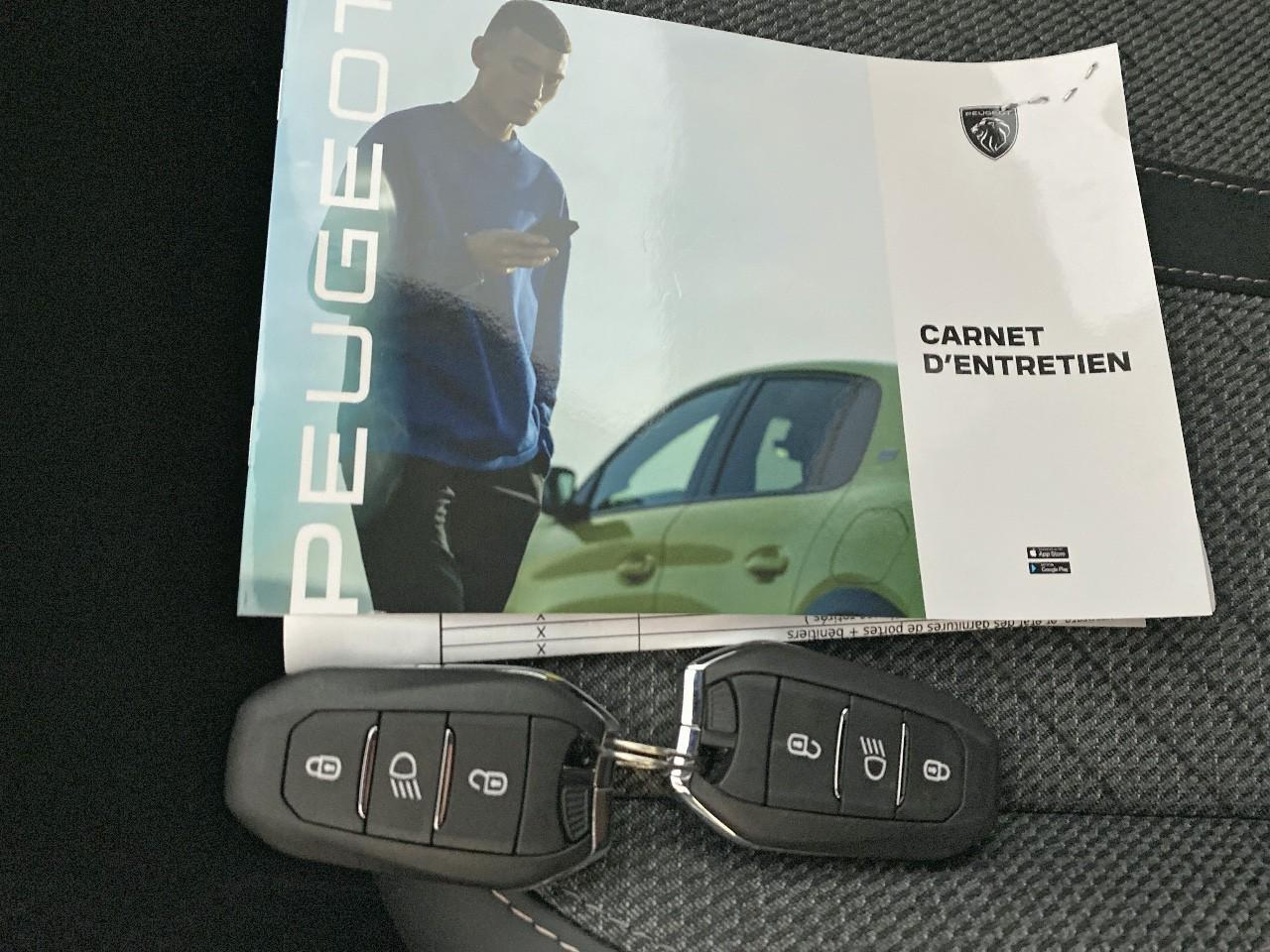 Peugeot 2008 hybrid 145 ch e-dcs6 allure — photo 18