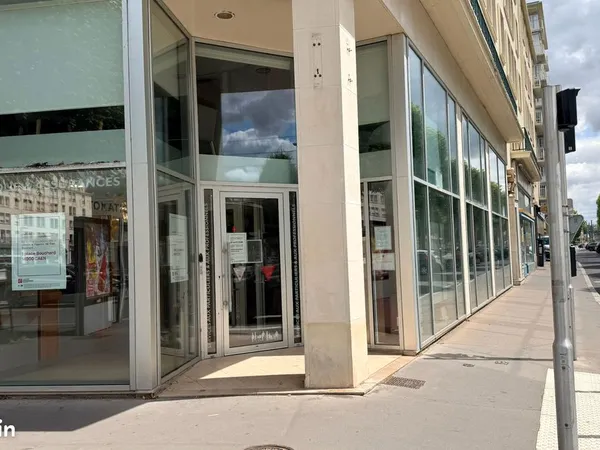 Local commercial 255 m² CAEN