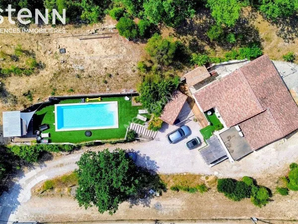 Maison de plain-pied 5 pièces 133 m²