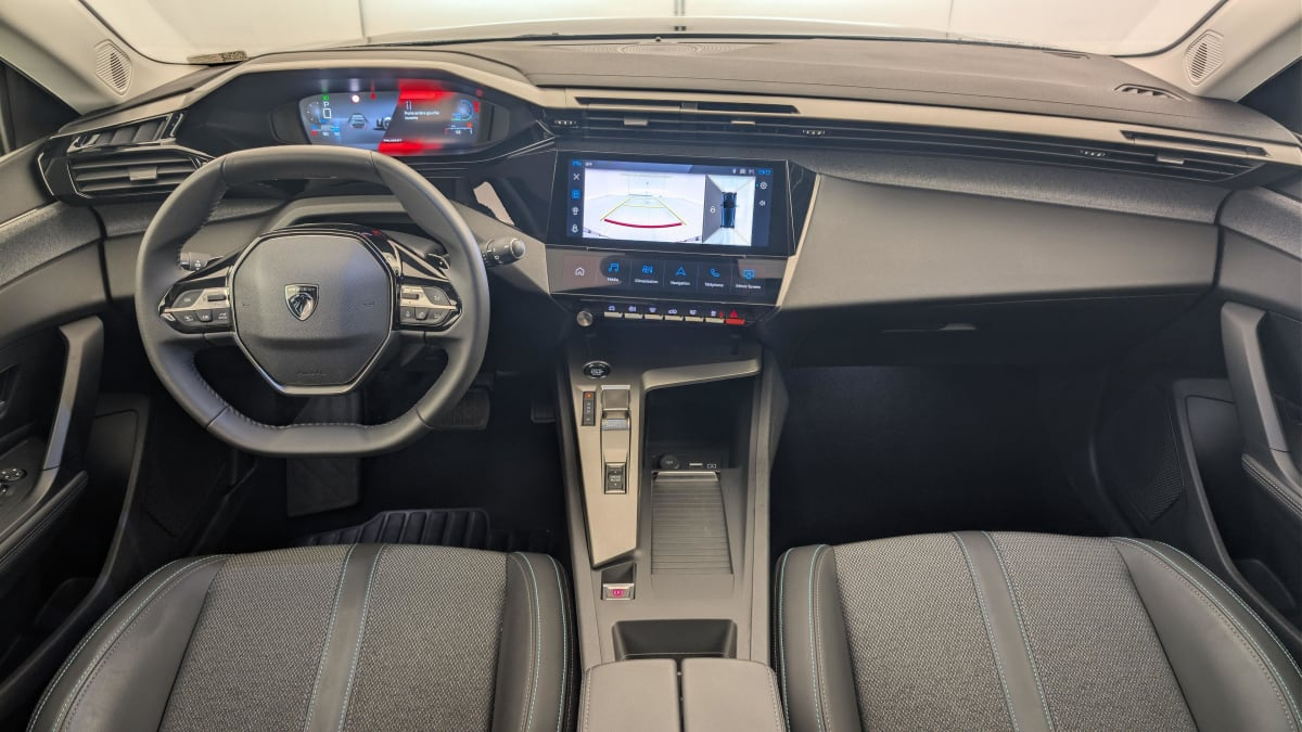 Peugeot 308 — photo 13