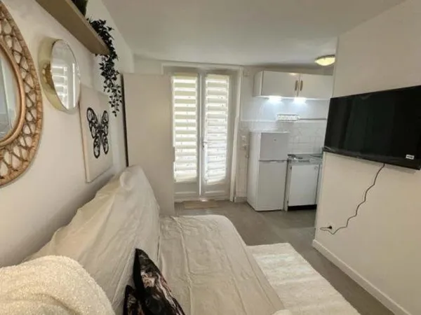 Studio / 15m² / Palaiseau (RER B)