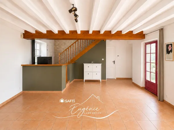 Maison de caractère - Beaux volumes, pierre et poutres apparentes