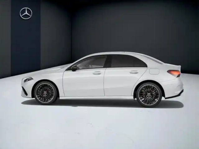 Mercedes Classe A 200 d berline amg line — photo 28