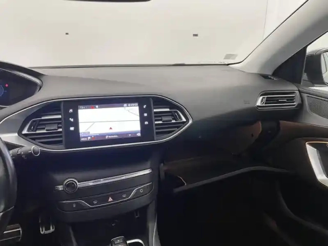 Peugeot 308 bluehdi 130ch s&amp;s eat8 — photo 59