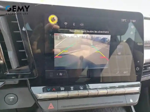 Renault Megane e-tech ev60 220 ch optimum charge — photo 15
