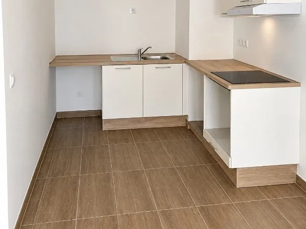 Appartement T2 avec terrasse et parking à Marseille