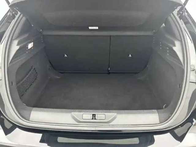 Peugeot 308 hybrid 145 e-dcs6 — photo 6
