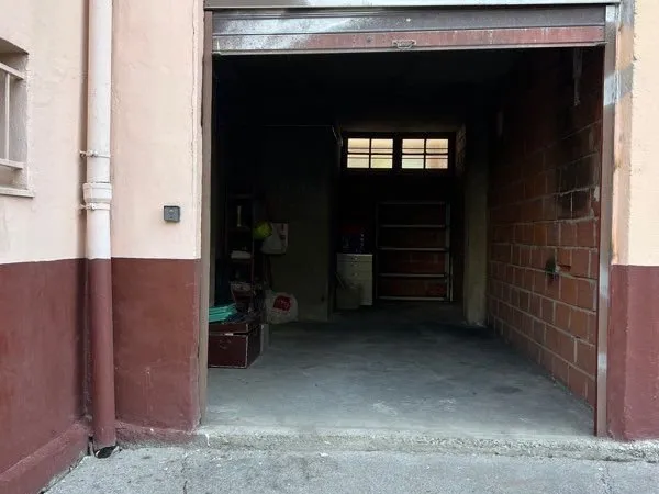 Particulier vd box/Garage Toulouse avec compteur EDF ￼
