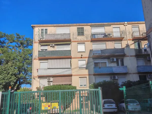 Appartement avec garage à route de tarascon