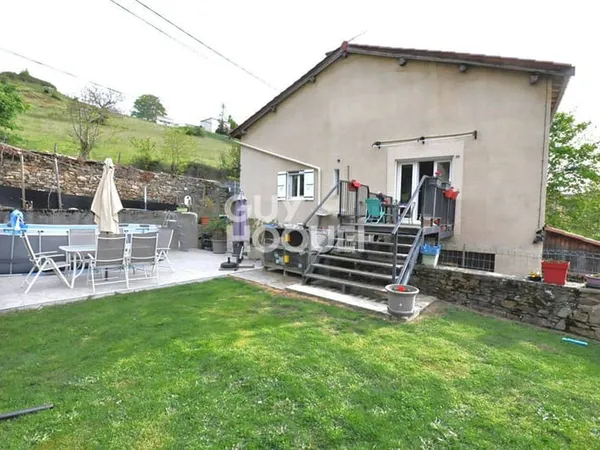Maison 8 pièces 199 m²