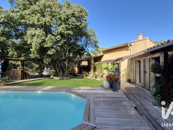 Maison 6 pièces 143 m²