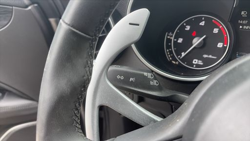 Alfa Romeo Stelvio 2.2 190 EAT8 - Executive – 2018 – 136264 km – Diesel – Boîte Automatique — photo 15