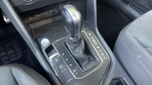 Volkswagen Tiguan 2.0 TDI 150 DSG7 - Black R Line – 2019 – 141284 km – Diesel – Boîte Automatique — photo 11