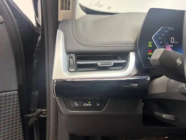 Bmw X1 sdrive 18i 136ch dkg7 — photo 35
