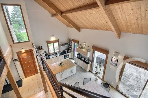 Maison 6 pièces 160 m²
