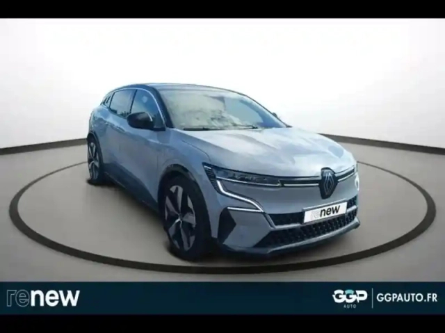 Renault Megane e-tech electric ev60 220ch techno optimum charge — photo 8