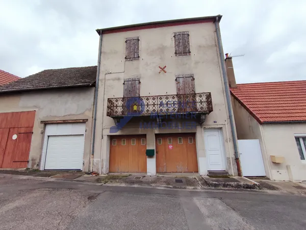 EXCELLENT POTENTIEL MAISON À RÉNOVER AVEC 469 M2 DE TERRAI