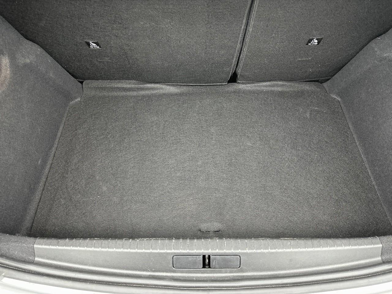Peugeot 208 electrique 54 kwh 156ch allure — photo 6