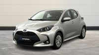 Toyota Yaris 116h Dynamic Business 5p + Programme Beyond Zero Academy MY22 — photo 1