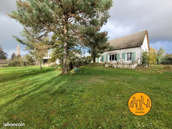 Propriété 3 pièces 90 m²