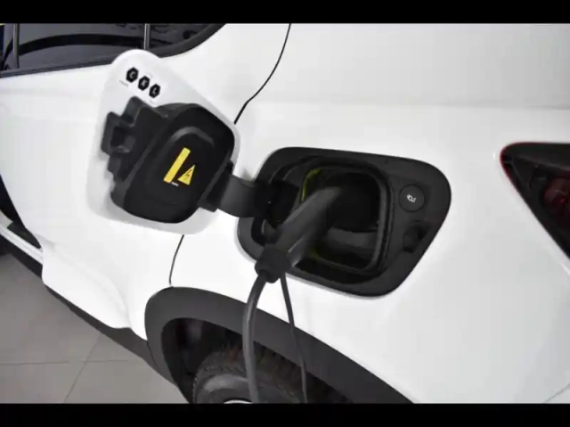 Volvo C40 recharge 231ch plus — photo 23