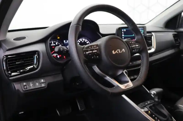 Kia Stonic 1.0 t-gdi 120 ch mhev dct7 — photo 43
