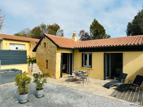 Maison à louer à SARLAT de Novembre à Avril 2027