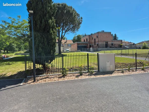 Vends terrain viabilisé