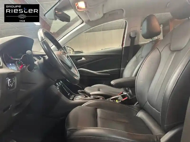 Opel Grandland X hybrid 225 ch bva8 — photo 11