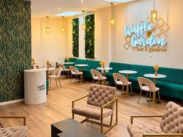 Hôtel 1 pièce 110 m²