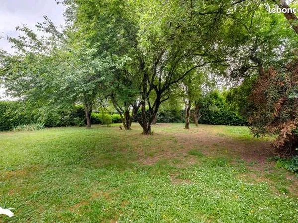 Terrain 821 m² Mions