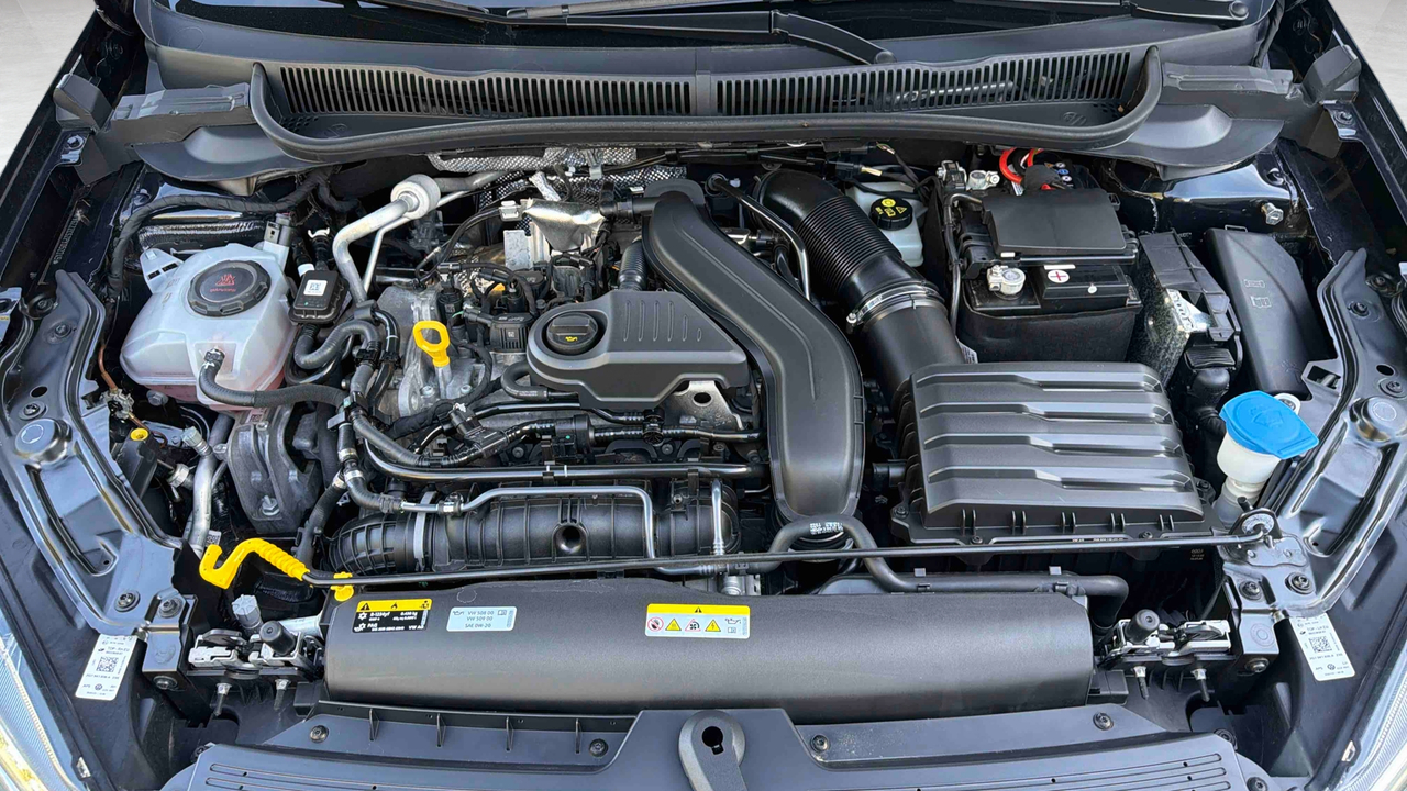 Volkswagen Taigo 1.5 TSI 150 DSG7 — photo 15