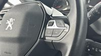 Peugeot 2008 1.2 PureTech 100ch S&S Style — photo 17