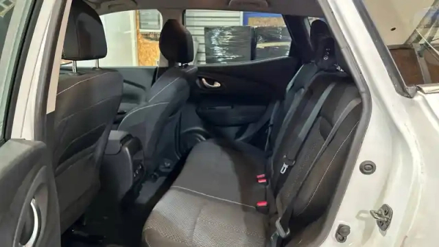 Renault Kadjar blue dci 115 — photo 11