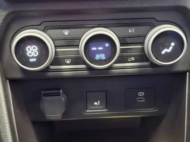 Dacia Jogger eco-g 100 7 places gsr2 — photo 39