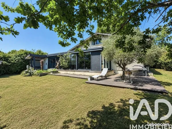 Maison familiale 6 pièces 160 m²