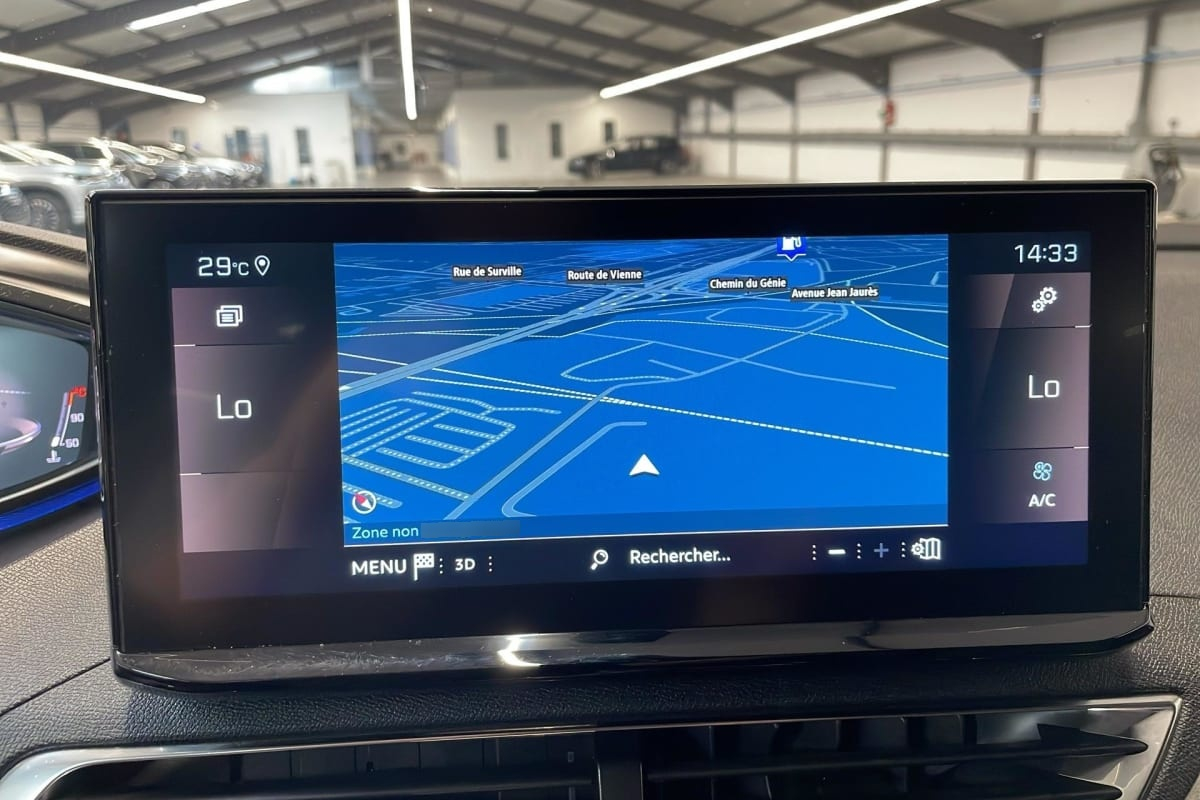 Peugeot 3008 — photo 18
