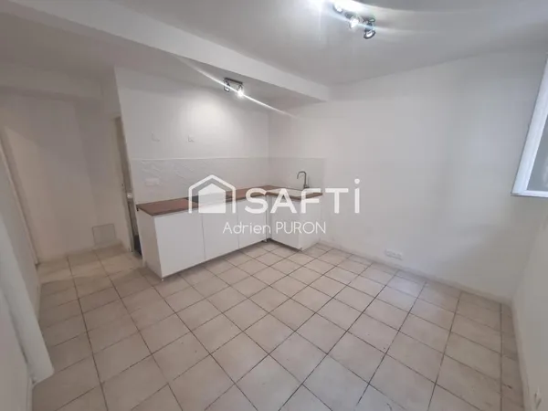 Studio atypique, cave voûtée privative, forte renta