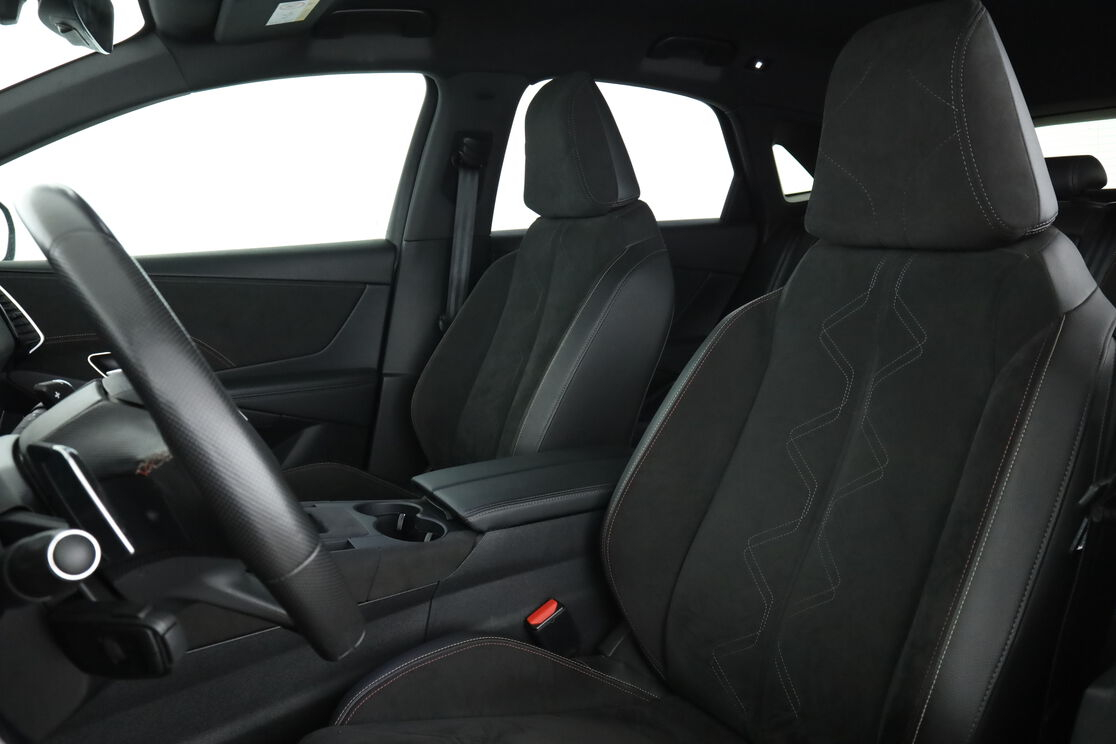 DS Automobiles DS7 Crossback 1.6 E-Tense 4x4 Performance Line Automatique — photo 9