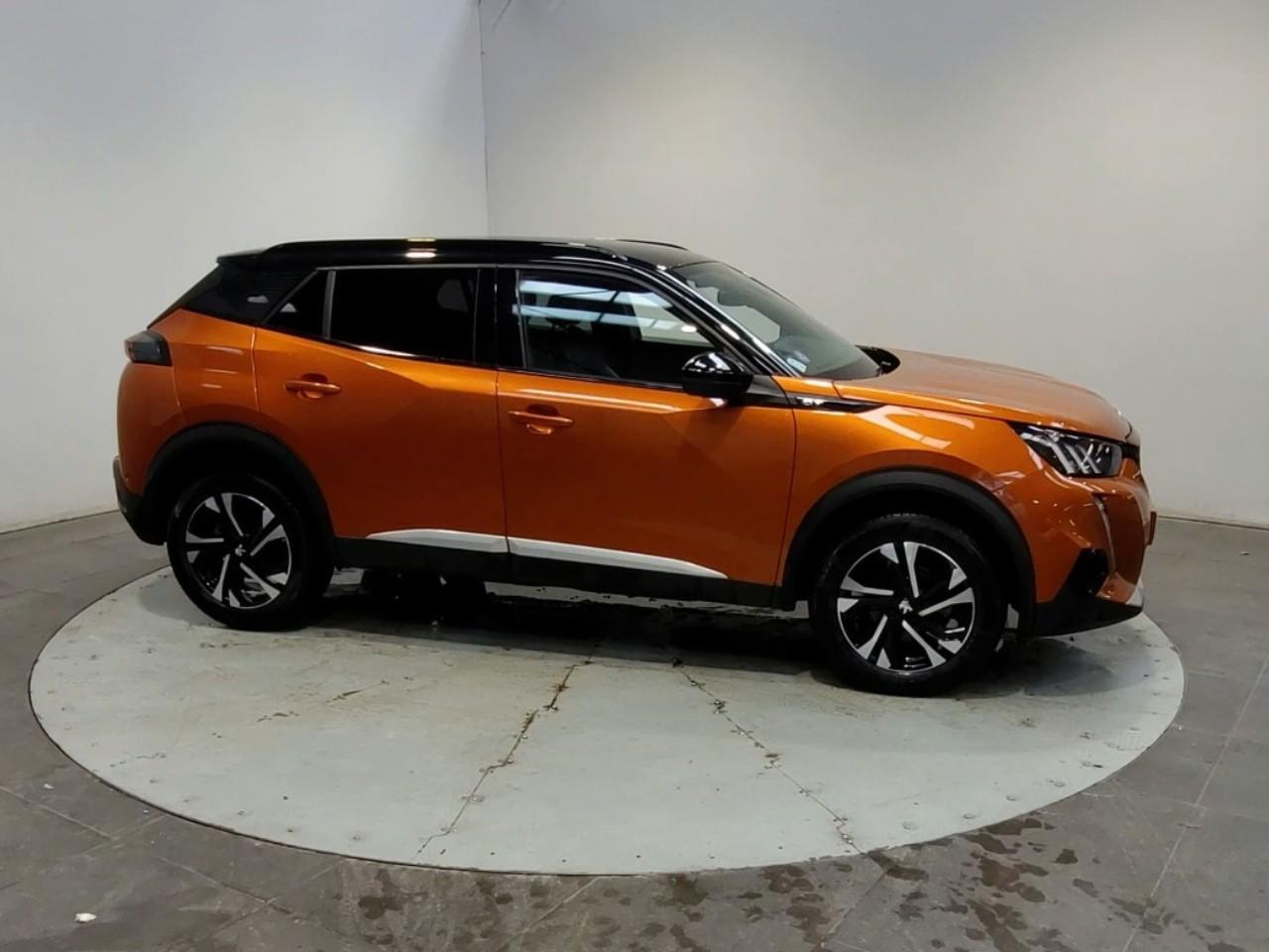Peugeot 2008 puretech 130 s&s bvm6 gt — photo 6